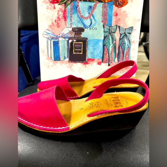 ✨ Pons fuschia pink Leather Wedge Sandals – Size 8 ✨ - Picture 1 of 5